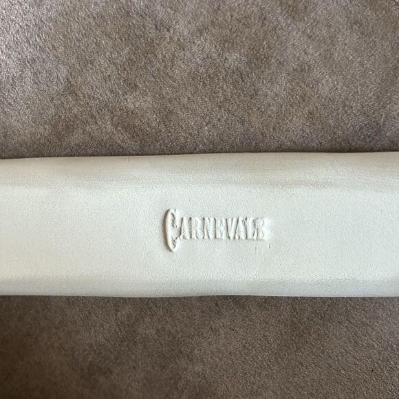 McCarty by Carnevale Ceramic Olive Dish in Natural ( Off White) / Néw - Picture 7 of 8